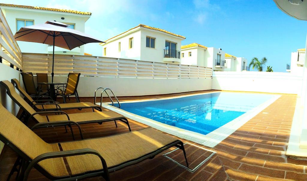 Palm Tree Villas Protaras Rum bild